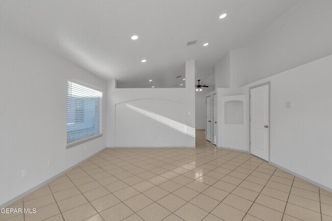 Building Photo - 12077 Castle Keep Cir