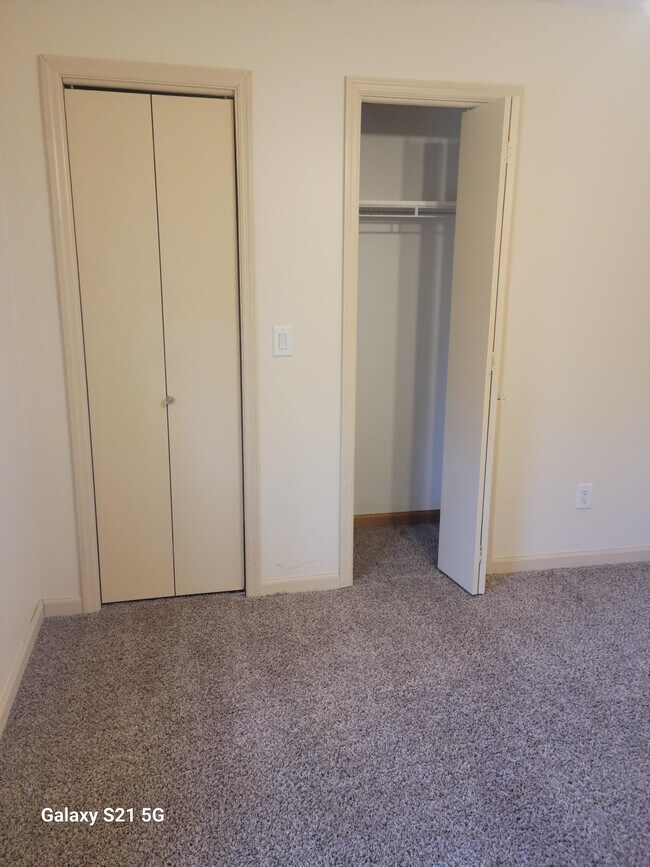 Building Photo - 140 Shelley Ln