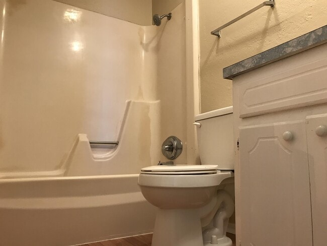 Building Photo - 520 W Highland St