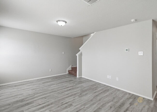 Building Photo - 7526 Crestway Ridge