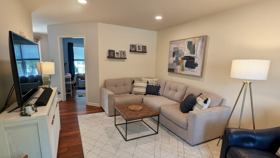 Building Photo - 109 Clemson Ct