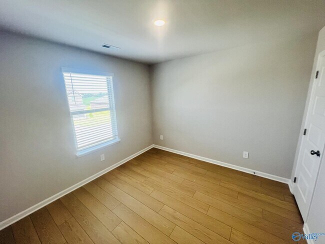 Building Photo - 16830 Orleans Dr