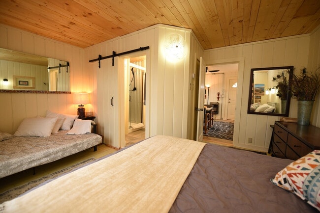 Building Photo - 759 MT-2