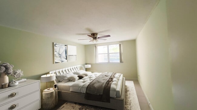 Building Photo - 8343 Lake Dr