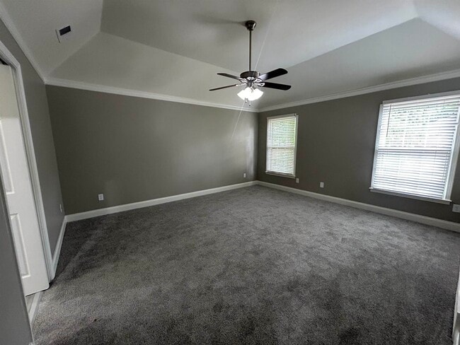 Building Photo - 4031 Sawgrass Dr