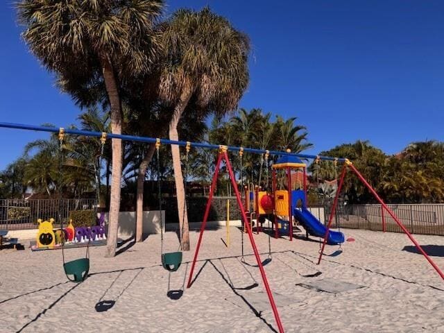 Building Photo - 11202 SW 132nd Ct W