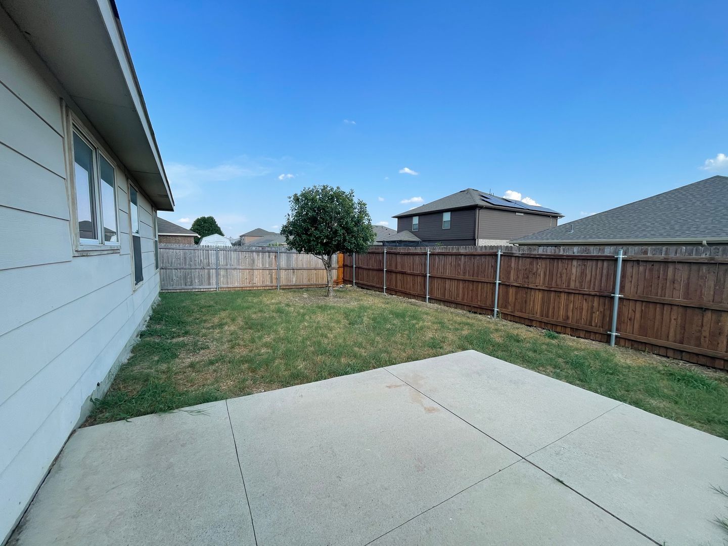 Building Photo - 531 Cantebury Park Ln