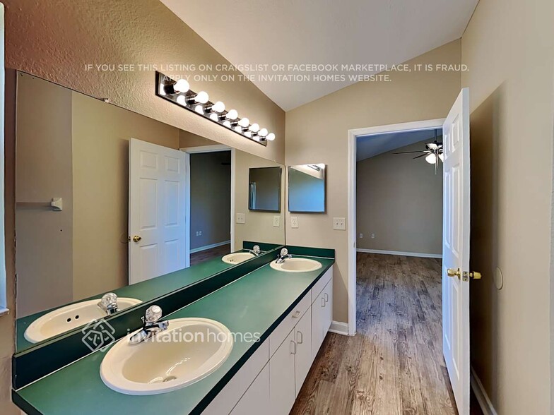 Building Photo - 3269 Big Valley Dr