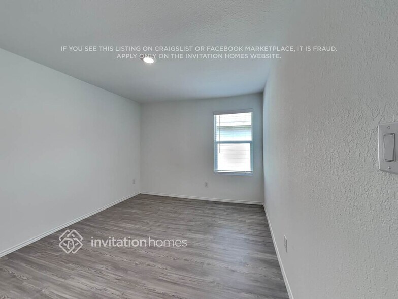 Building Photo - 164 Parish Ln