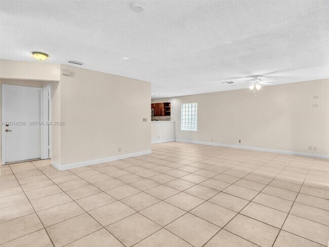 Building Photo - 10731 NW 16th Ct