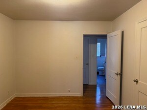 Building Photo - 114 Erskine Pl