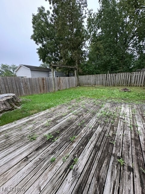 Building Photo - 422 W Smith Rd