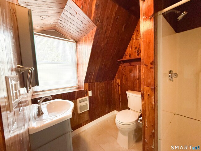 Building Photo - 40 Franklin St