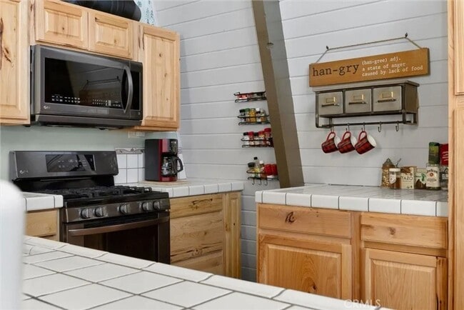 Building Photo - 2116 Glacier Dr
