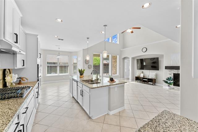 Building Photo - 3122 Spg Crk Trl