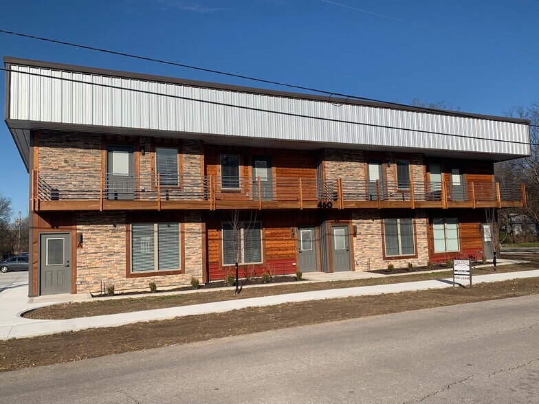 Building Photo - 502 W Tahlequah St