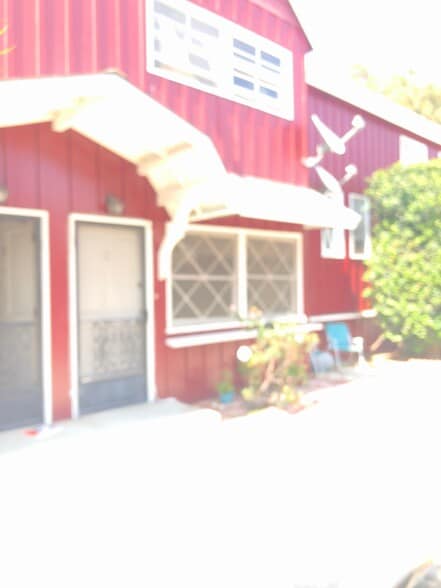 Exterior Apt. C - 4111 Wade St