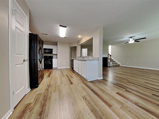 Building Photo - 9518 Cane Creek Dr