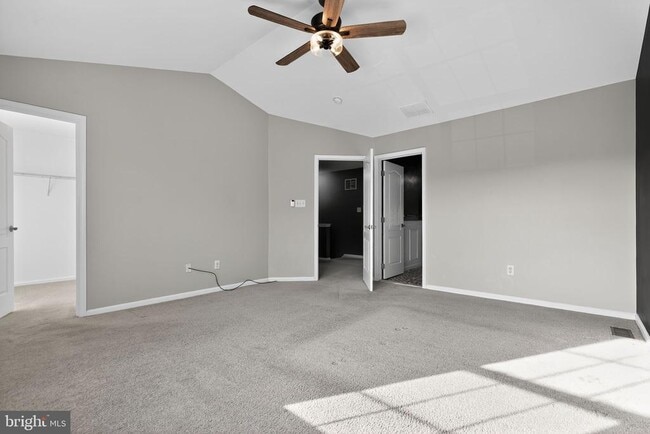 Building Photo - 96 Eagleview Terrace