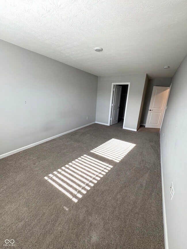 Building Photo - 6388 Yuma Ct