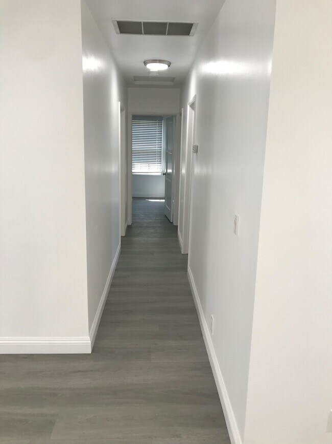 Hallway - 6511 W 87th Pl