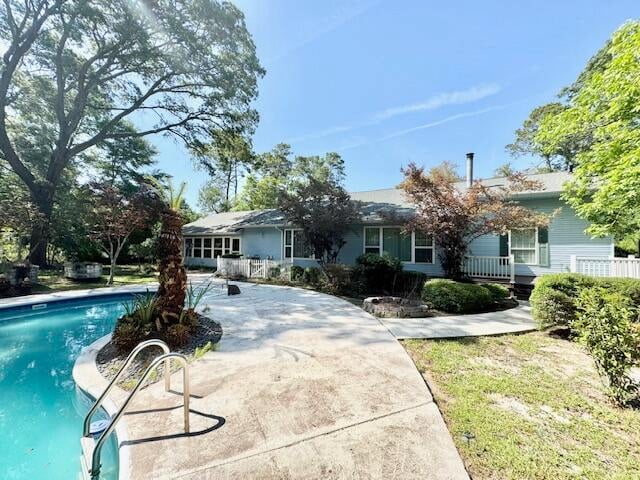 Building Photo - 1034 Rocky Bayou Dr