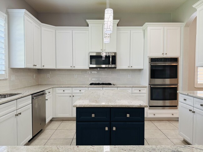 Building Photo - 9191 Cattail Run