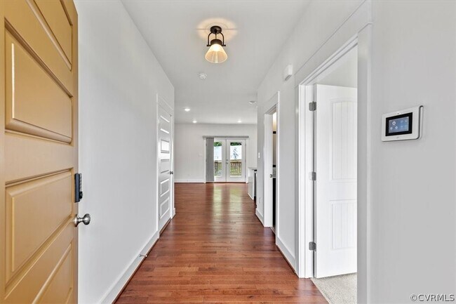 Building Photo - 4142 Tosh Ln