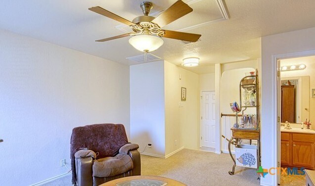 Building Photo - 145 Kipper Ave