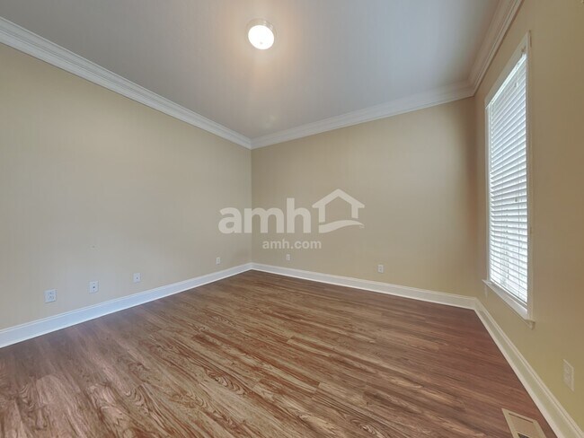 Building Photo - 5217 Trumpet Vine Ln