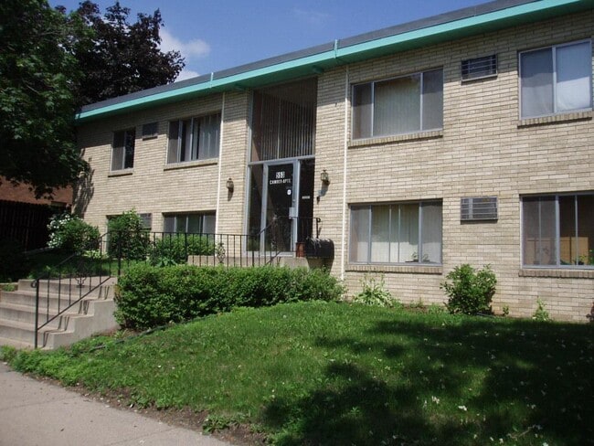 Building Photo - 553 1st Ave S