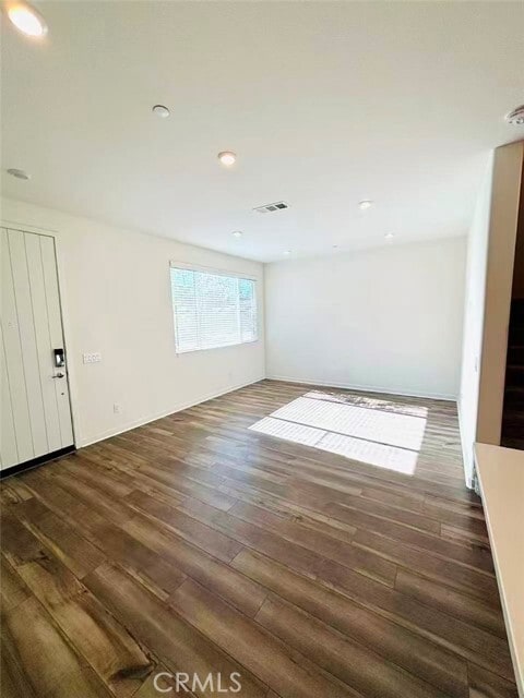 Building Photo - 42 Harmony Dr