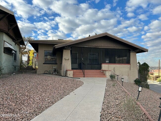 Building Photo - 1546 Upson Dr