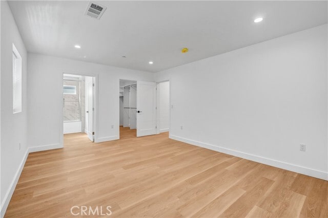 Building Photo - 18221 Chatsworth St