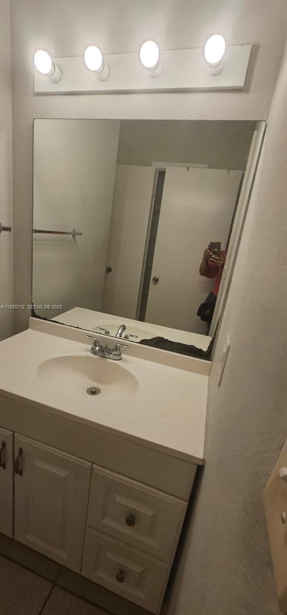 Building Photo - 15661 SW 104th Terrace