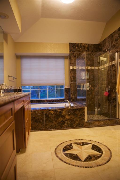 Building Photo - 11580 Cedarcliffe Dr