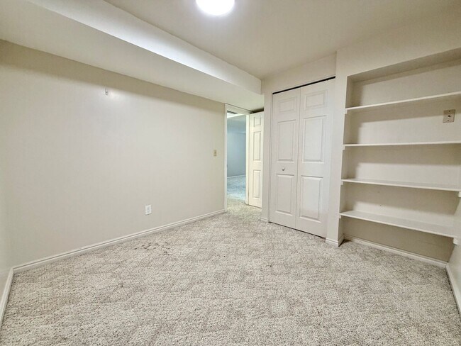 Building Photo - 2455 E 3700 N