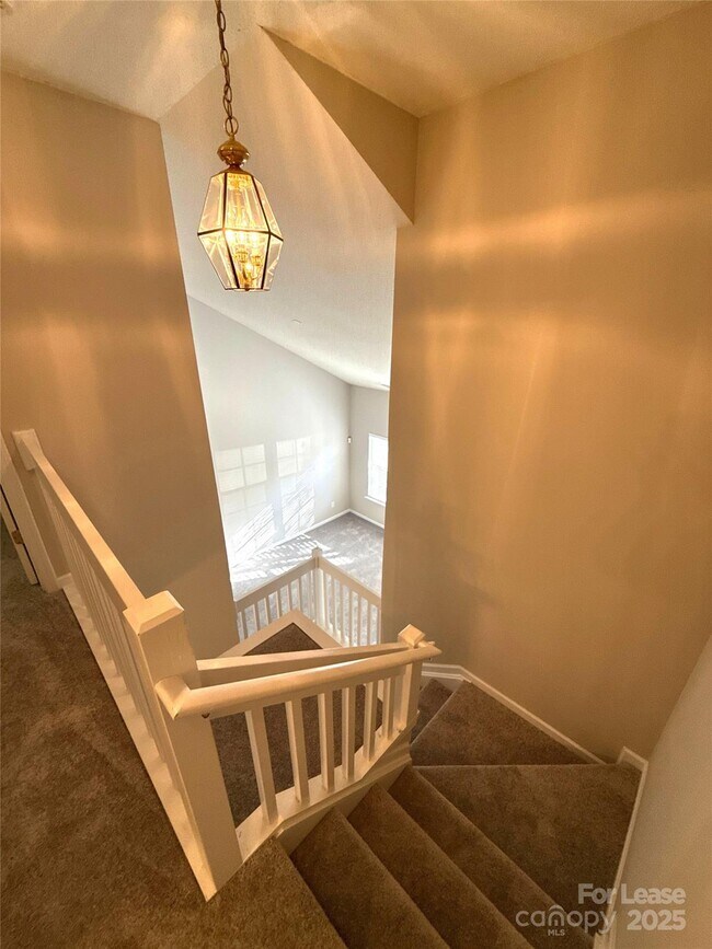 Building Photo - 5229 Ficus Tree Ln