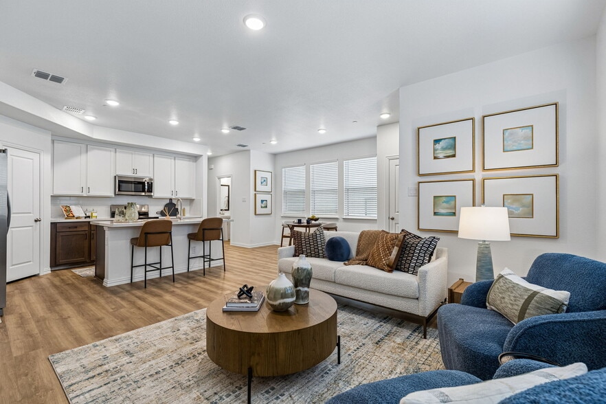 Building Photo - LyvWell at Harmony