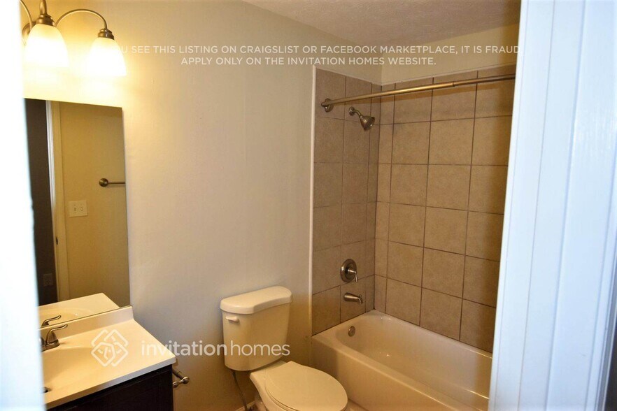 Building Photo - 4324 Saddlecreek Ct