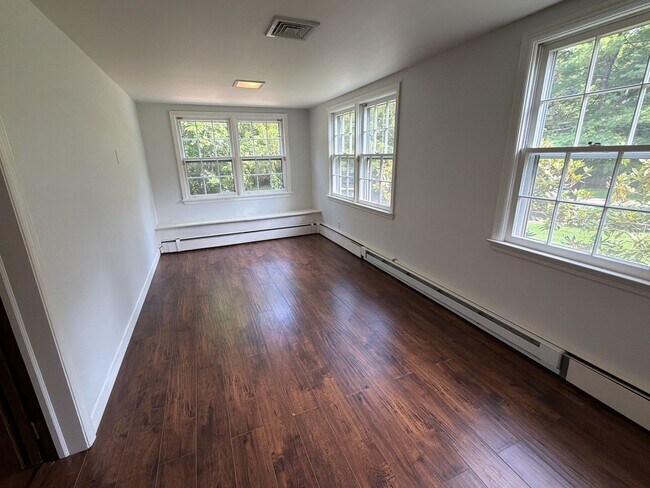 Building Photo - Six Raven Way LLC