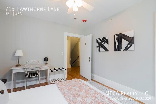 Building Photo - 715 Hawthorne Ln