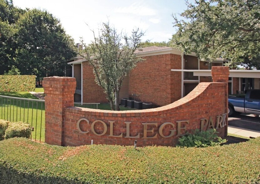 Primary Photo - COLLEGE PARK