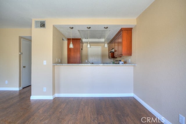 Building Photo - 555 S Azusa Ave