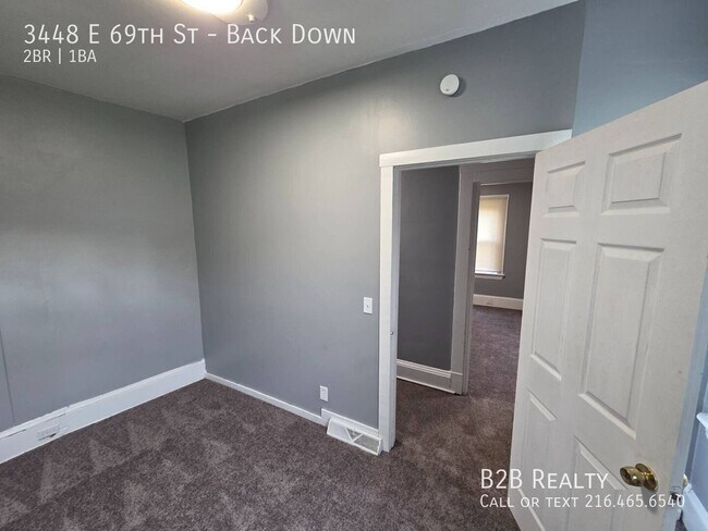 Building Photo - 3448 E 69th St