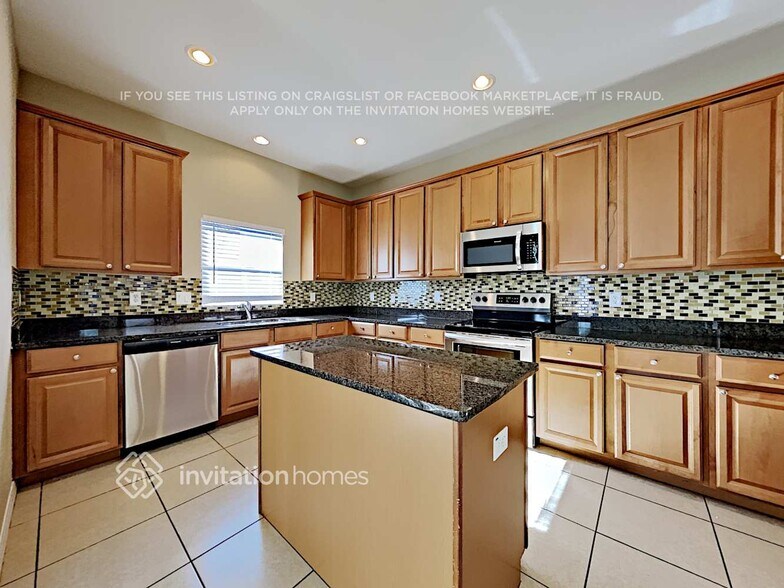 Building Photo - 11621 Addison Chase Dr