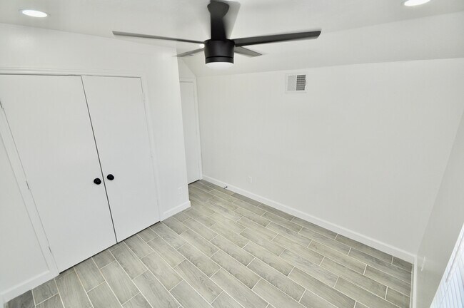 Building Photo - 16402 Gold Ridge Ln