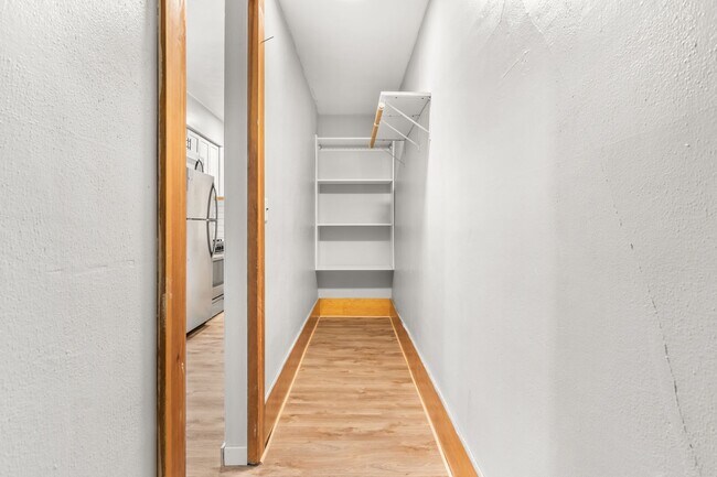 Building Photo - 1216 Williamson St