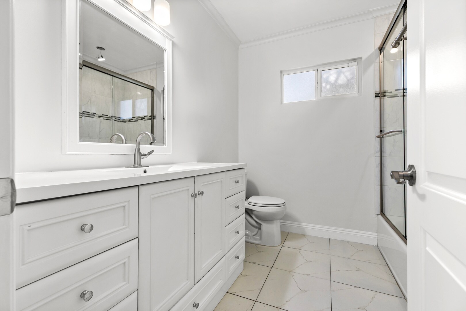 Building Photo - 7911 Fulton Ave