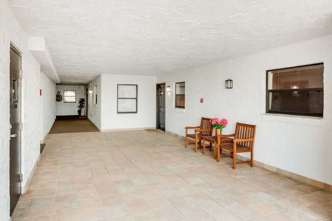 Building Photo - 3747 S Atlantic Ave